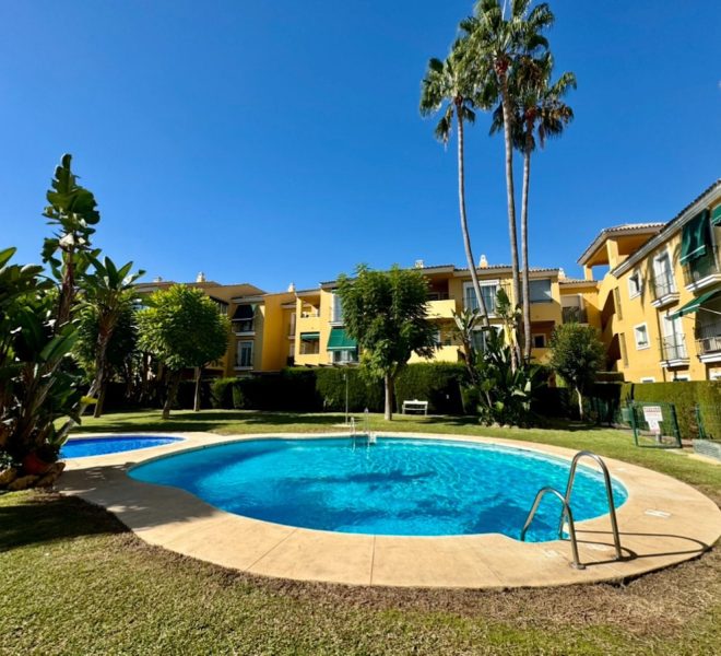 R5298337-Image 1-Ground Floor Apartment - 3 Beds - 115 Built