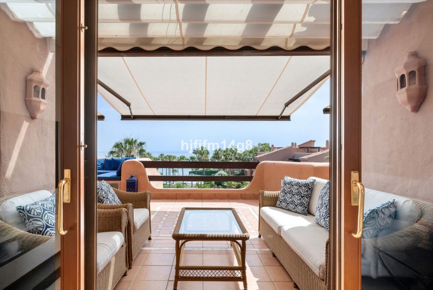 R5299120-Apartment-For-Sale-Estepona-Penthouse-3-Beds-184-Built-18