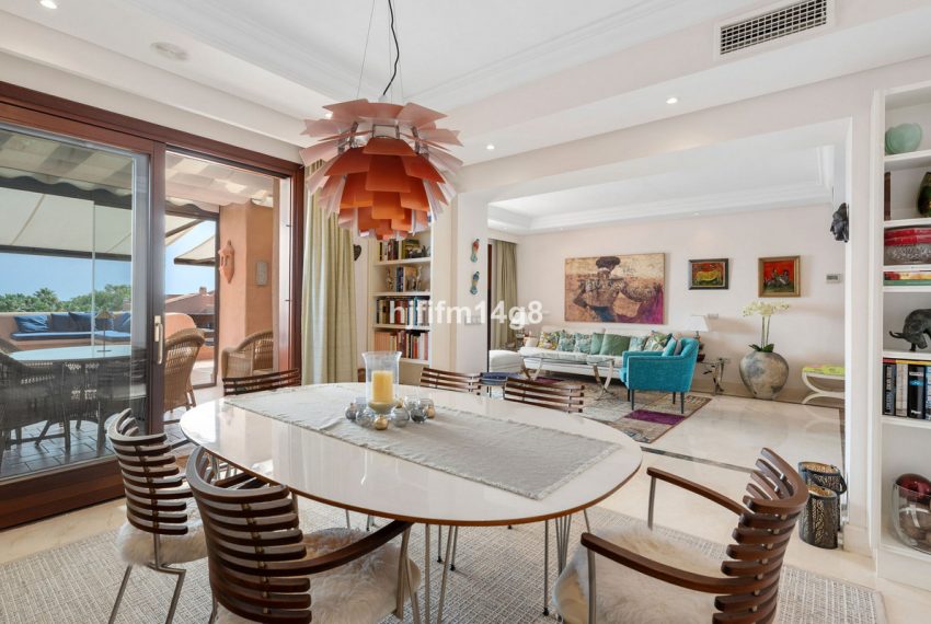R5299120-Apartment-For-Sale-Estepona-Penthouse-3-Beds-184-Built-5