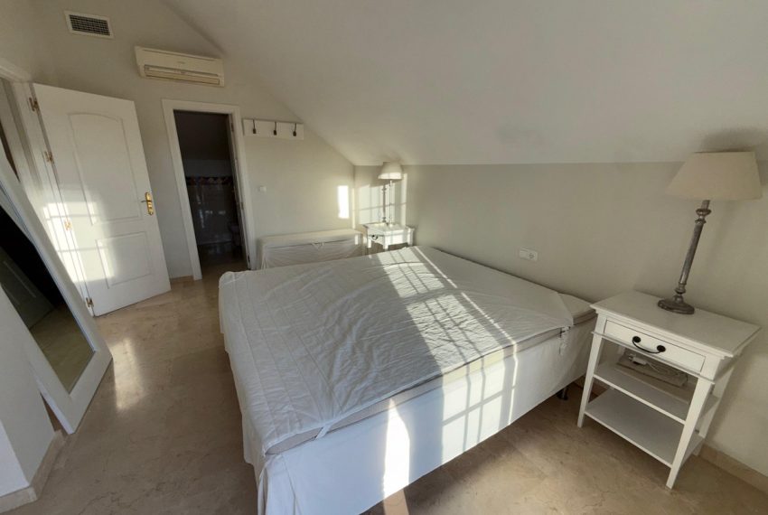 R5299234-Apartment-For-Sale-Nueva-Andalucia-Penthouse-Duplex-4-Beds-188-Built-11