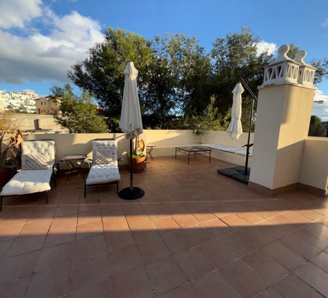 R5299234-Image 1-Penthouse Duplex - 4 Beds - 188 Built