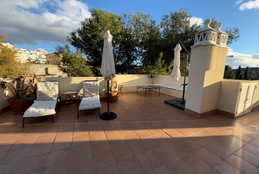 R5299234-Apartment-For-Sale-Nueva-Andalucia-Penthouse-Duplex-4-Beds-188-Built