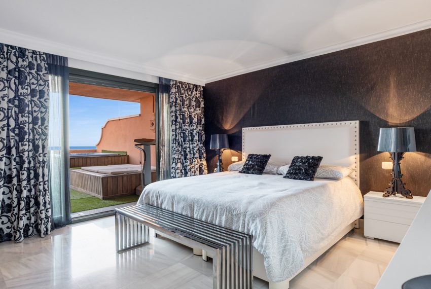 R5299321-Apartment-For-Sale-Monte-Halcones-Penthouse-Duplex-3-Beds-253-Built-17