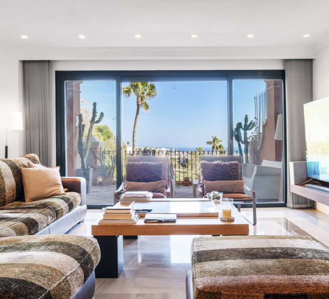 R5299321-Image 1-Penthouse Duplex - 3 Beds - 253 Built