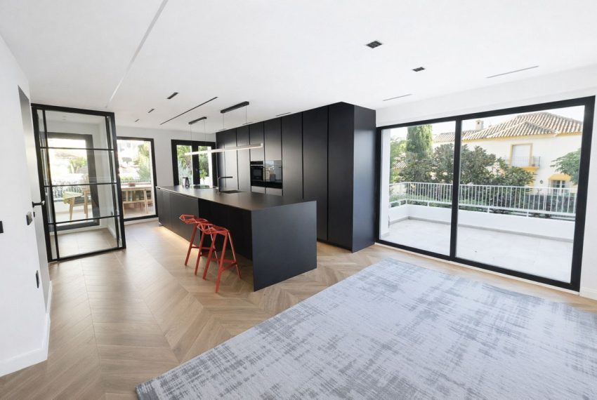 R5299408-Apartment-For-Sale-Marbella-Duplex-3-Beds-178-Built-1