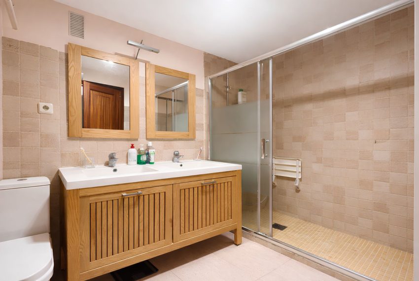 R5299585-Apartment-For-Sale-Marbella-Middle-Floor-Apartment-2-Beds-110-Built-1