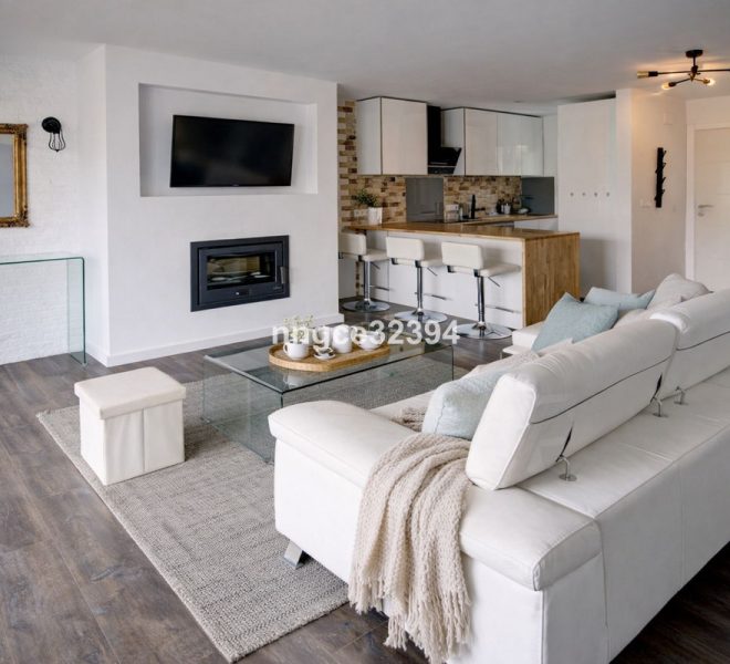 R5299771-Image 1-Top Floor Apartment - 3 Beds - 107 Built