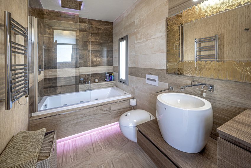 R5300278-Apartment-For-Sale-Estepona-Penthouse-2-Beds-203-Built-13