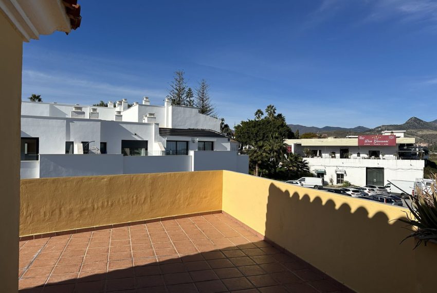 R5300347-Apartment-For-Sale-Estepona-Penthouse-2-Beds-80-Built-1
