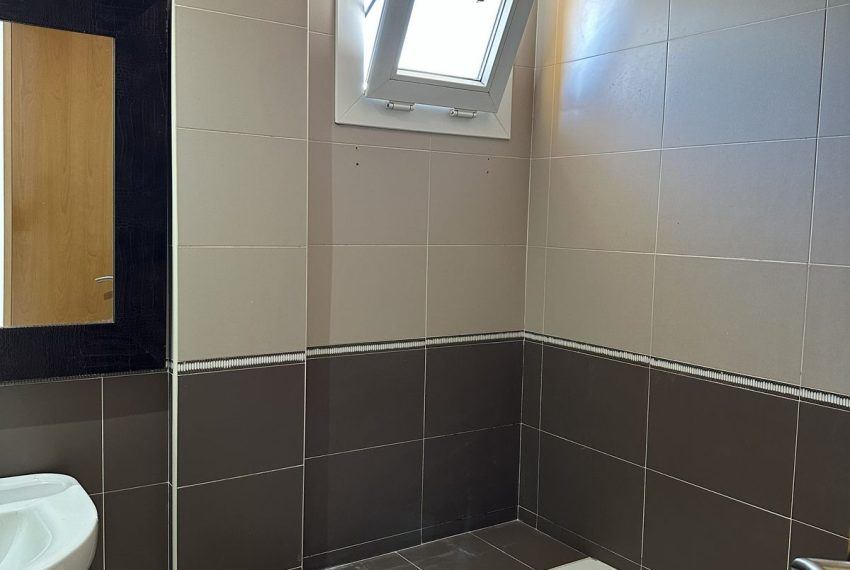 R5300347-Apartment-For-Sale-Estepona-Penthouse-2-Beds-80-Built-11