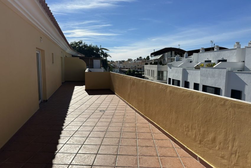 R5300347-Apartment-For-Sale-Estepona-Penthouse-2-Beds-80-Built
