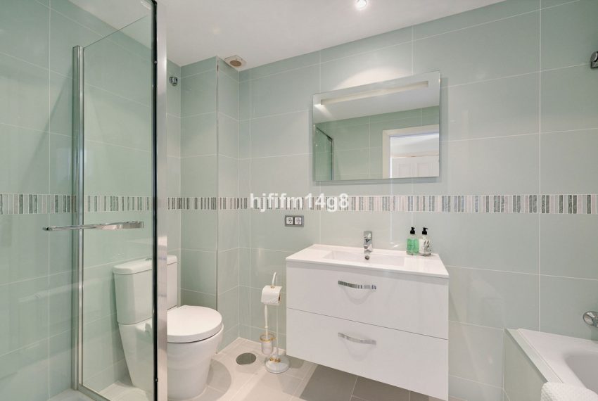 R5300596-Apartment-For-Sale-Nueva-Andalucia-Penthouse-Duplex-3-Beds-271-Built-17