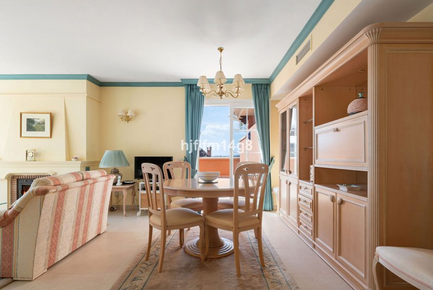 R5300596-Apartment-For-Sale-Nueva-Andalucia-Penthouse-Duplex-3-Beds-271-Built-6