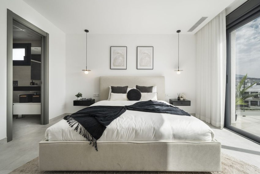 R5301037-Apartment-For-Sale-Estepona-Penthouse-3-Beds-126-Built-15