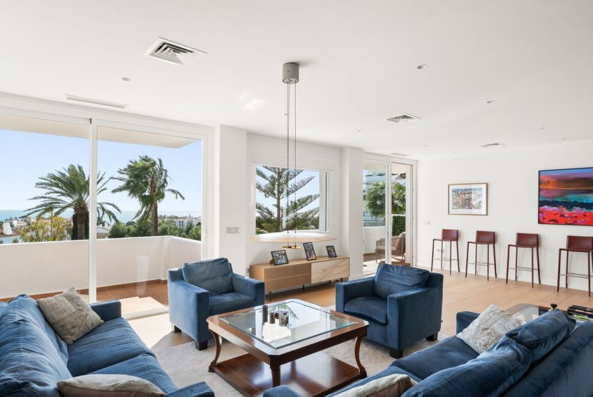 R5302864-Apartment-For-Sale-Nueva-Andalucia-Middle-Floor-Apartment-3-Beds-190-Built-1