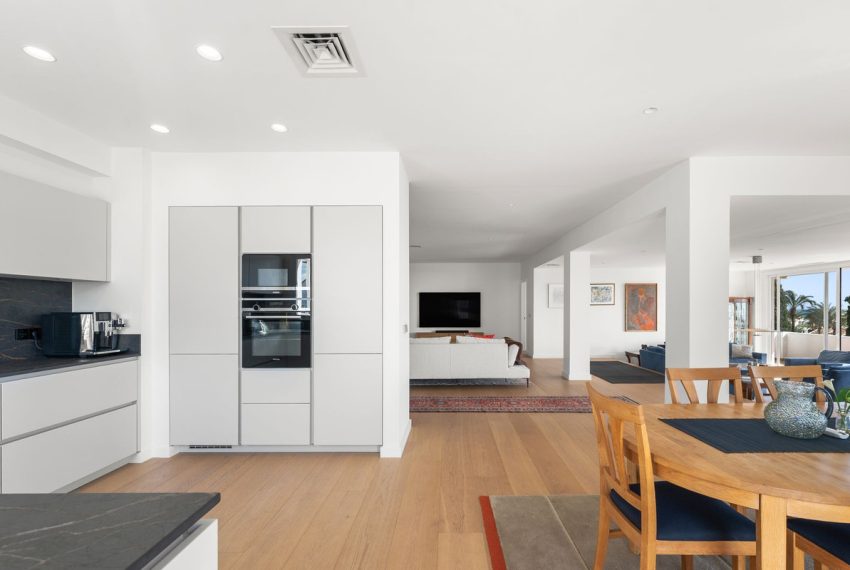 R5302864-Apartment-For-Sale-Nueva-Andalucia-Middle-Floor-Apartment-3-Beds-190-Built-15