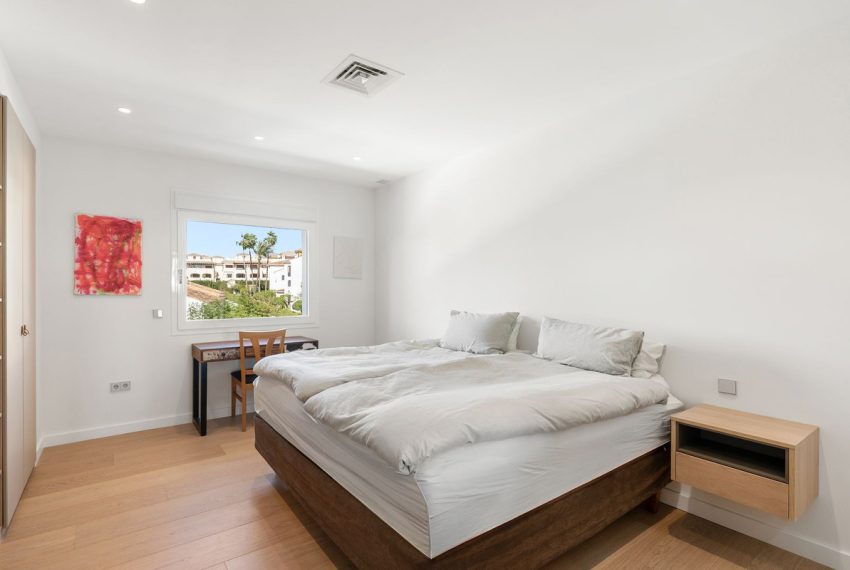 R5302864-Apartment-For-Sale-Nueva-Andalucia-Middle-Floor-Apartment-3-Beds-190-Built-18