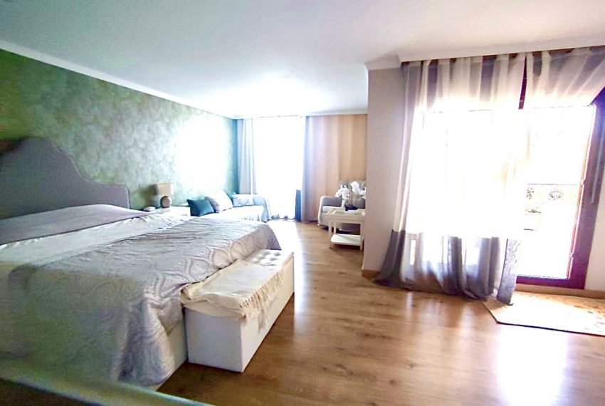 R5302945-Apartment-For-Sale-Benahavis-Penthouse-Duplex-4-Beds-125-Built-5