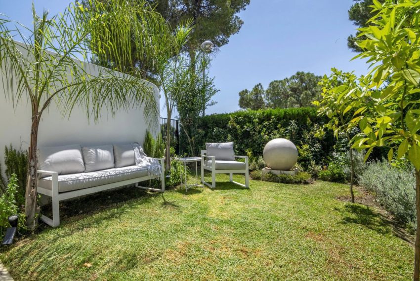 R5303098-House-For-Sale-Nueva-Andalucia-Townhouse-3-Beds-99-Built-2