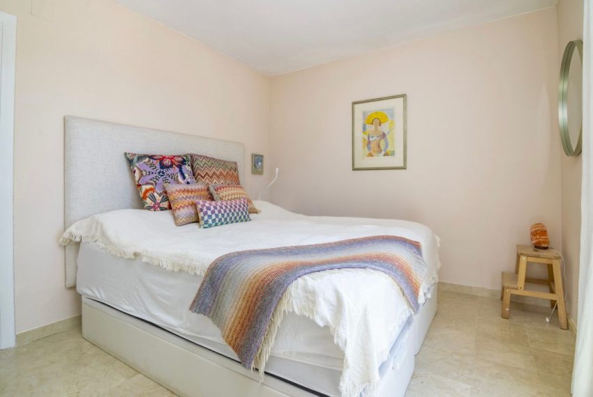 R5303098-House-For-Sale-Nueva-Andalucia-Townhouse-3-Beds-99-Built-8