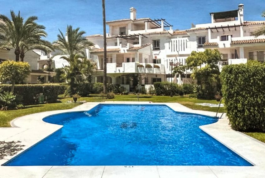 R5304676-Apartment-For-Sale-Nueva-Andalucia-Ground-Floor-Apartment-3-Beds-123-Built-1