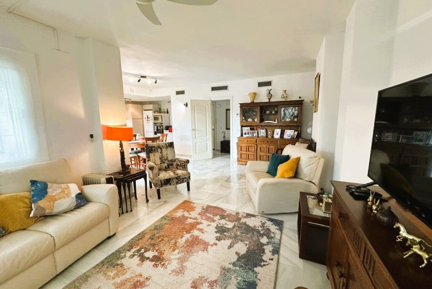 R5304676-Apartment-For-Sale-Nueva-Andalucia-Ground-Floor-Apartment-3-Beds-123-Built-2