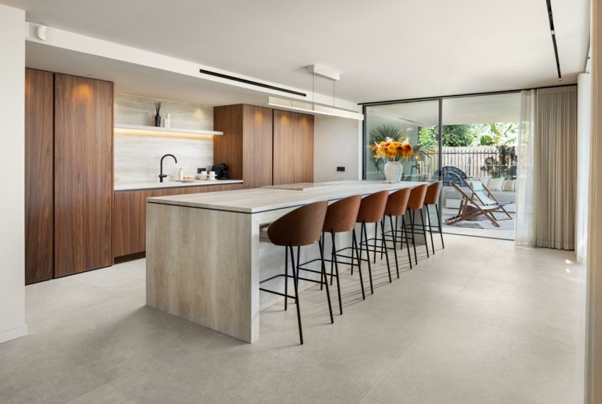 R5304754-House-For-Sale-Nueva-Andalucia-Detached-Villa-5-Beds-785-Built-16