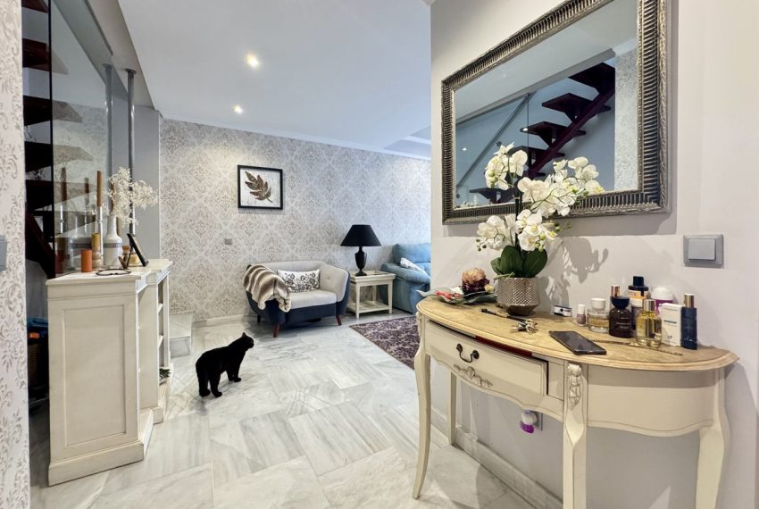 R5304970-Apartment-For-Sale-Benahavis-Penthouse-Duplex-2-Beds-125-Built-3