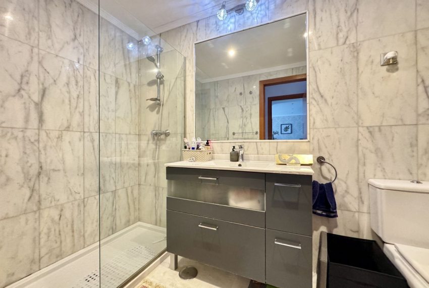 R5304970-Apartment-For-Sale-Benahavis-Penthouse-Duplex-2-Beds-125-Built-7