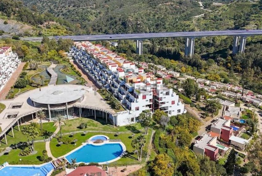 R5304970-Apartment-For-Sale-Benahavis-Penthouse-Duplex-2-Beds-125-Built