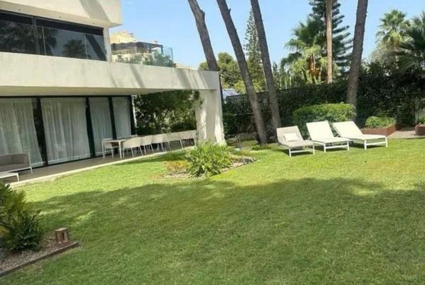 R5305153-House-For-Sale-Marbella-Detached-Villa-5-Beds-600-Built