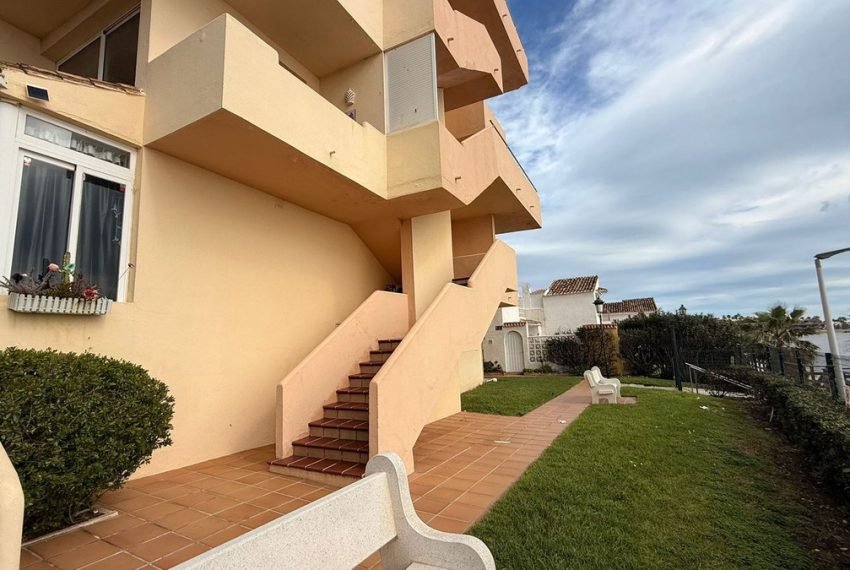 R5305171-Apartment-For-Sale-Estepona-Ground-Floor-Apartment-1-Beds-49-Built-1