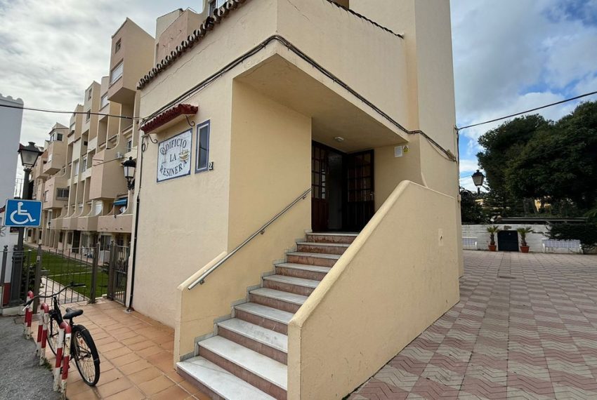 R5305171-Apartment-For-Sale-Estepona-Ground-Floor-Apartment-1-Beds-49-Built