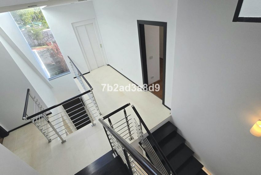 R5305174-House-For-Sale-The-Golden-Mile-Semi-Detached-House-5-Beds-728-Built-13