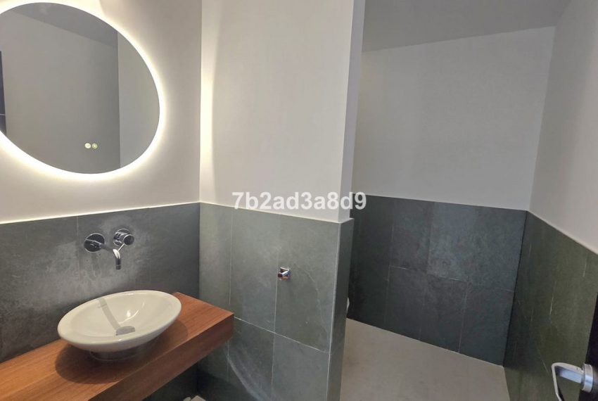 R5305174-House-For-Sale-The-Golden-Mile-Semi-Detached-House-5-Beds-728-Built-14