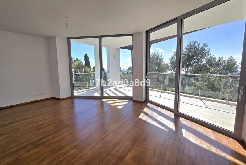 R5305174-House-For-Sale-The-Golden-Mile-Semi-Detached-House-5-Beds-728-Built-8