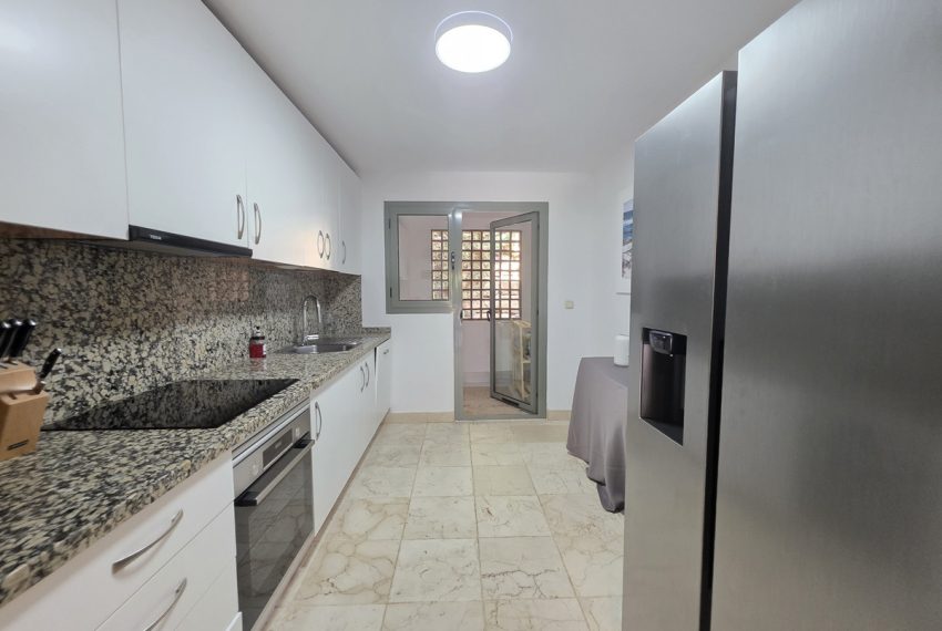 R5305219-Apartment-For-Sale-Estepona-Ground-Floor-Apartment-3-Beds-183-Built-2