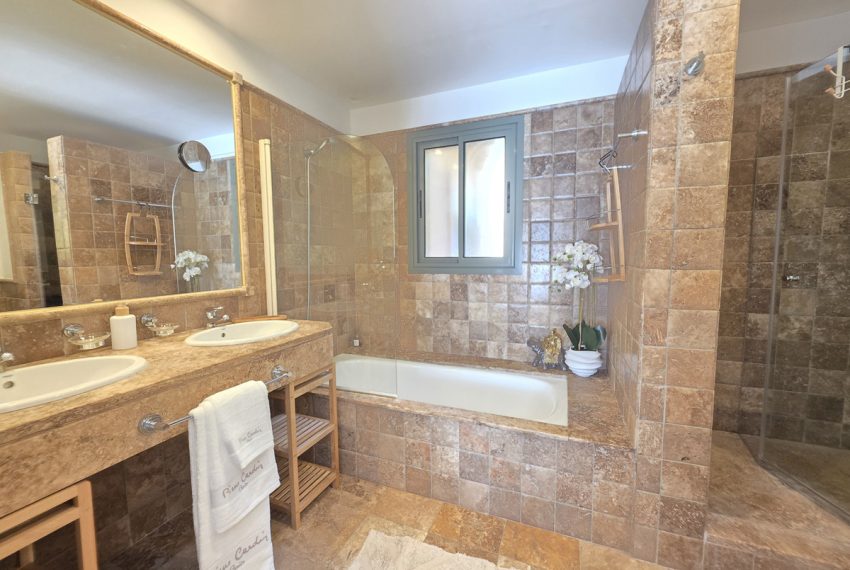 R5305219-Apartment-For-Sale-Estepona-Ground-Floor-Apartment-3-Beds-183-Built-9