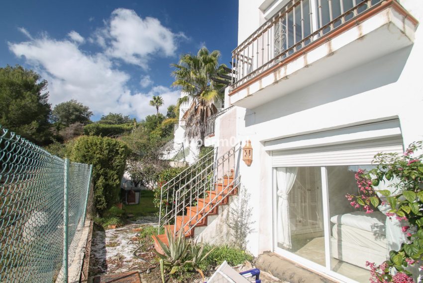 R5305291-House-For-Sale-Istan-Townhouse-3-Beds-156-Built-8
