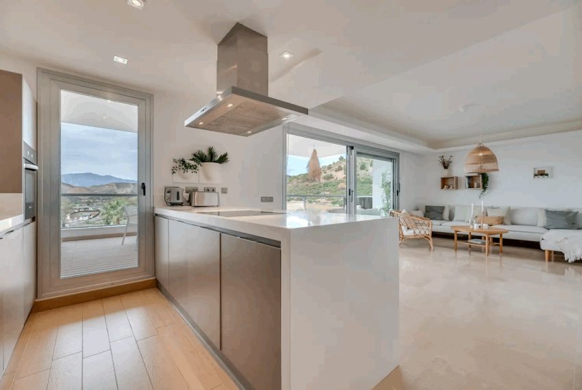 R5305408-Apartment-For-Sale-Los-Arqueros-Ground-Floor-Apartment-3-Beds-101-Built-1