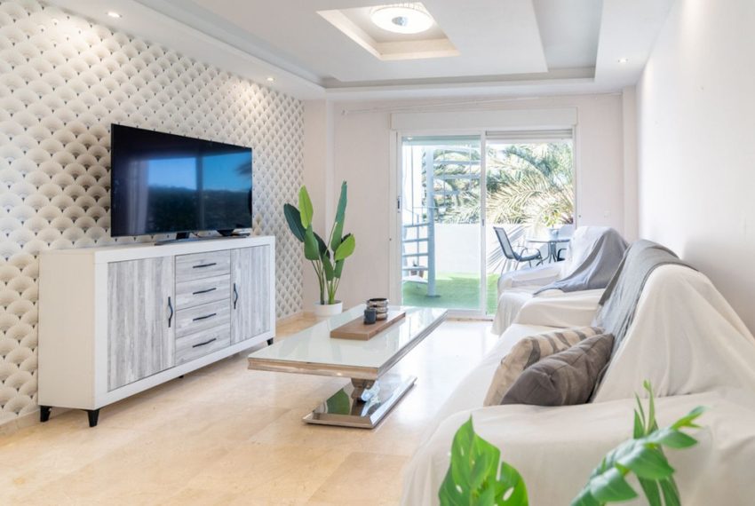 R5305492-Apartment-For-Sale-Estepona-Penthouse-2-Beds-85-Built