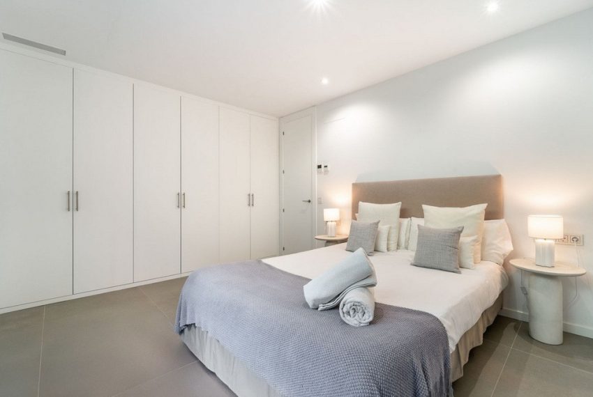 R5305525-House-For-Sale-Atalaya-Detached-Villa-5-Beds-358-Built-13