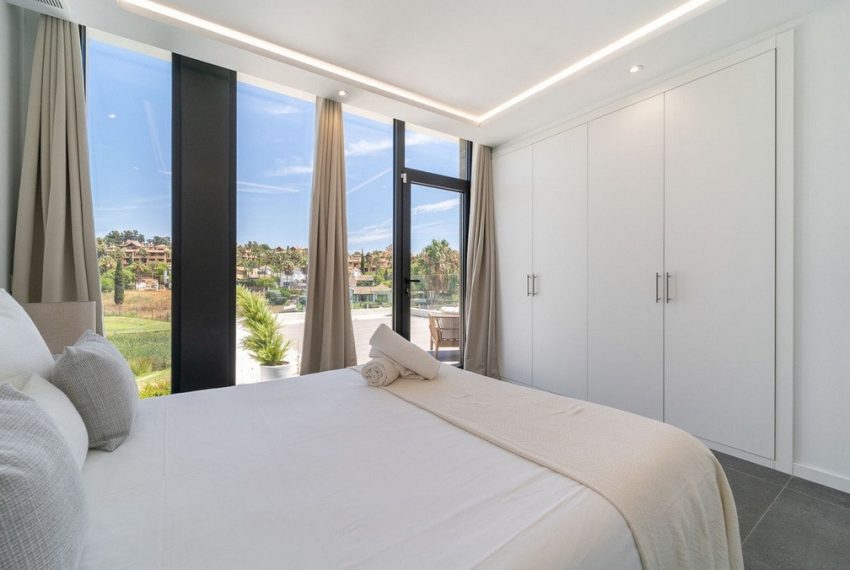 R5305525-House-For-Sale-Atalaya-Detached-Villa-5-Beds-358-Built-16