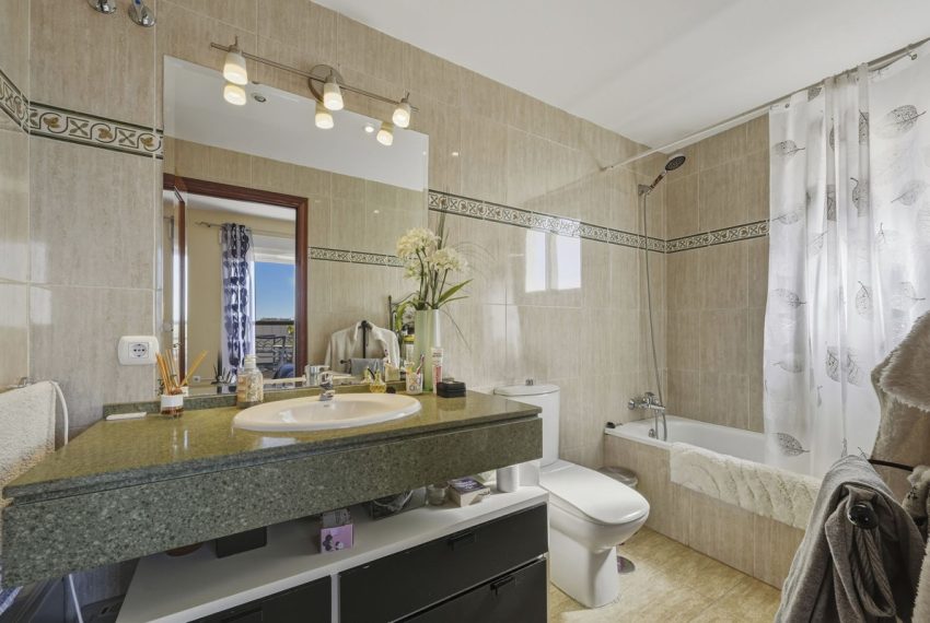 R5306629-Apartment-For-Sale-San-Pedro-de-Alcantara-Penthouse-3-Beds-130-Built-18