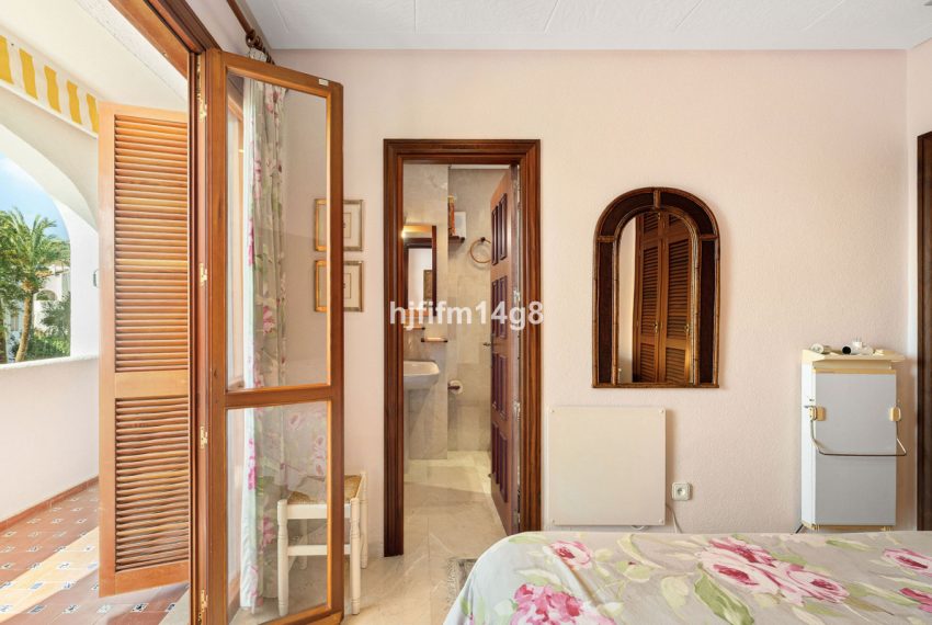 R5307103-Apartment-For-Sale-Nueva-Andalucia-Middle-Floor-Apartment-2-Beds-120-Built-10