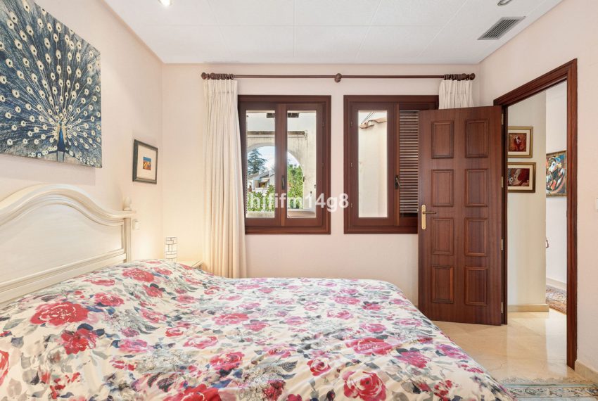 R5307103-Apartment-For-Sale-Nueva-Andalucia-Middle-Floor-Apartment-2-Beds-120-Built-12