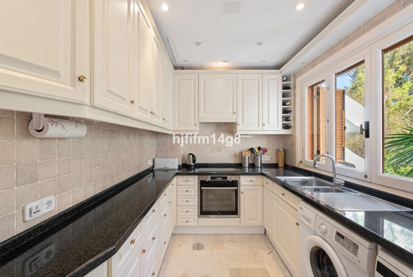 R5307103-Apartment-For-Sale-Nueva-Andalucia-Middle-Floor-Apartment-2-Beds-120-Built-8