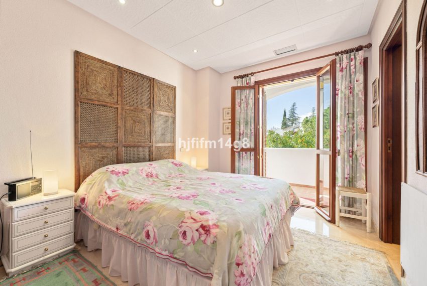 R5307103-Apartment-For-Sale-Nueva-Andalucia-Middle-Floor-Apartment-2-Beds-120-Built-9