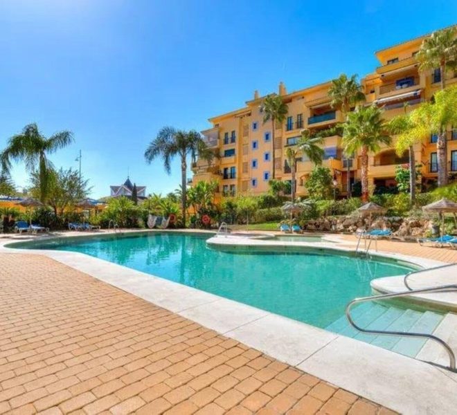 R5307286-Image 1-Middle Floor Apartment - 3 Beds - 118 Built