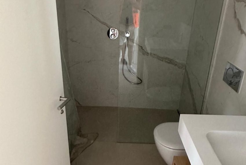 R5307955-Apartment-For-Sale-The-Golden-Mile-Middle-Floor-Apartment-2-Beds-193-Built-11